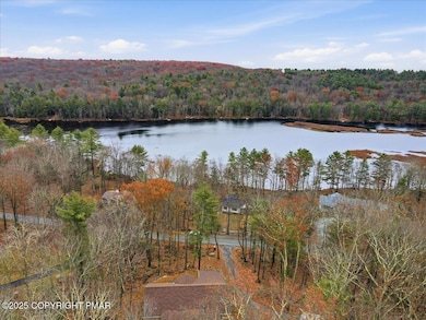 319 Tink Wig Dr, Hawley, PA 18428 - photo 7