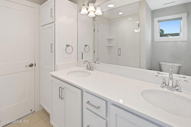 Primary Ensuite Bedroom Unit O