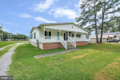 16091 Cobb Island Rd, Newburg, MD 20664 - photo 3