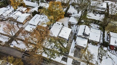 400 Locust Rd, Wilmette, IL 60091 - photo 4