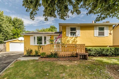 596 Oak Hollow Ct 04