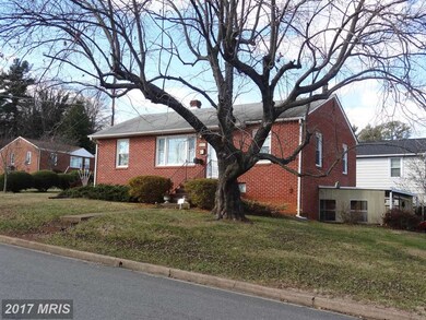 327 Jefferson St, Orange, VA 22960 - photo 2