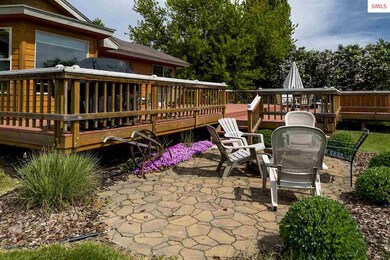 89 Blue Spruce Ln, Laclede, ID 83841 - photo 4