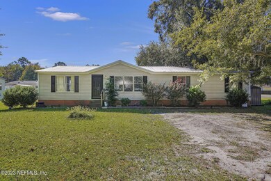478 W Railroad Ave, MacClenny, FL 32063 - photo 2