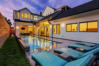 706 E 13th St, Houston, TX 77008 - photo 2