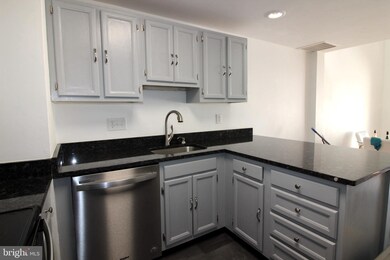 26 Lea Pond Ct, Montgomery Village, MD 20886 - photo 3