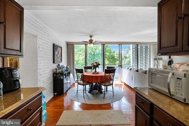 1828 Metzerott Rd unit 202, Adelphi, MD 20783 - photo 6