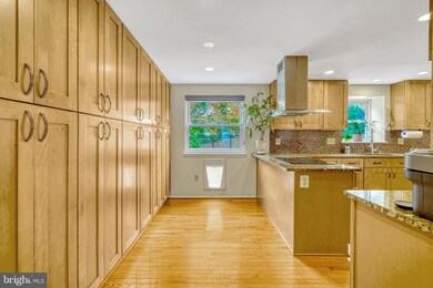 16083 Radburn St, Woodbridge, VA 22191 - photo 7