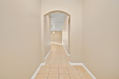 10506 Pleasant Villas Ln, Houston, TX 77075 - photo 5