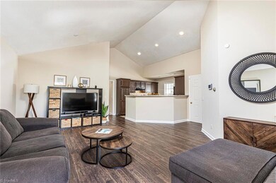 410 Parkside Dr, Asheboro, NC 27203 - photo 4