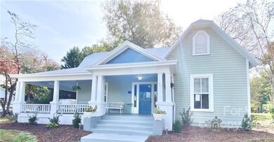 621 W Sharpe St, Statesville, NC 28677 - photo 4