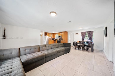 10440 SW 178th St, Miami, FL 33157 - photo 3