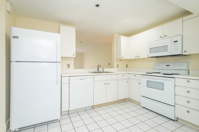 100 Fulton St unit 3S, Boston, MA 02109 - photo 4