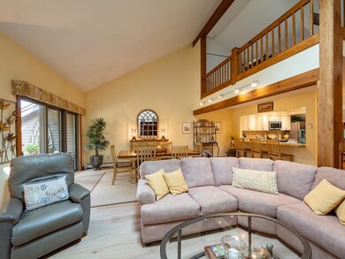 919 Murphys Rd unit B, Hartford, VT 05001 - photo 3