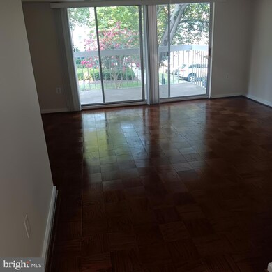 3232 11, 2-2-A Hewitt Ave unit 2-2-A, Silver Spring, MD 20906 - photo 2