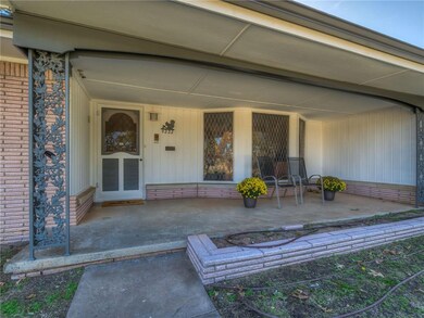4232 NW 60th Place, Oklahoma City, OK 73112 - photo 2