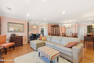 Shelby House Condominium unit 200, Louisville, KY 40222 - photo 7