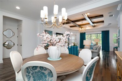 Open concept floor plan with combination great roo