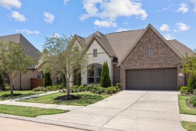 This is a charming home featuring a striking exter