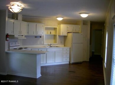 102-A Kitchen1