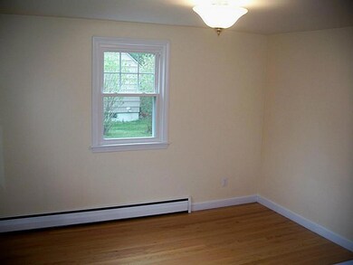 47 Macmillan Dr, Brunswick, ME 04011 - photo 4