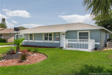 9254 Gettysburg Rd, Boca Raton, FL 33434 - photo 3