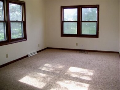 5702 S County Road D, Beloit, WI 53511 - photo 7