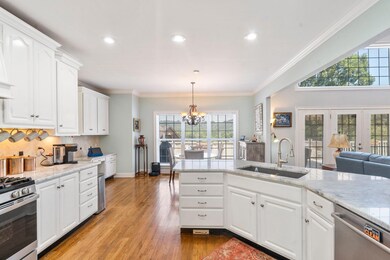 3142 Roundabout Ln, Ooltewah, TN 37363 - photo 6