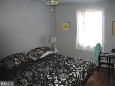 6112 Rosedale Dr, Hyattsville, MD 20782 - photo 5