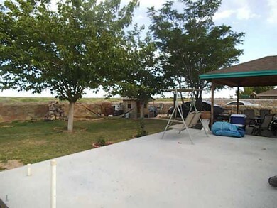 428 Tierra Linda Dr, Horizon City, TX 79928 - photo 4