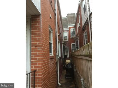 1052 Perry St, Reading, PA 19604 - photo 5