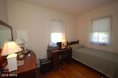 400 S 12th St, Purcellville, VA 20132 - photo 7