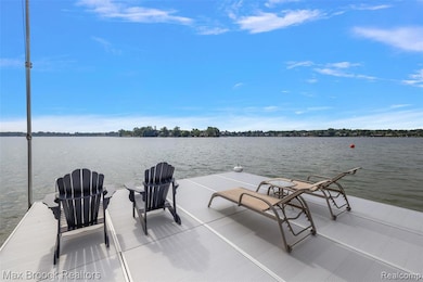 3642 Orchard Lake Rd, West Bloomfield, MI 48324 - photo 2