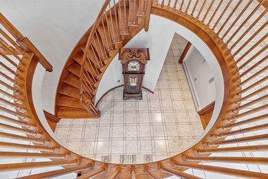 11 Verde Cir, Reading, MA 01867 - photo 4