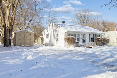 2902 Emerald Dr, Kalamazoo, MI 49001 - photo 3