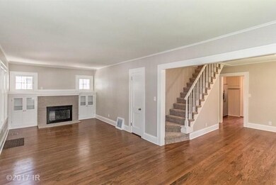 2007 46th St, Des Moines, IA 50310 - photo 3