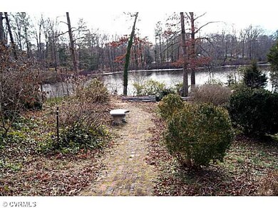 11195 Linderwood Dr, Mechanicsville, VA 23116 - photo 3