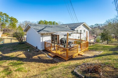 1332 Michael Ln, Hixson, TN 37343 - photo 3