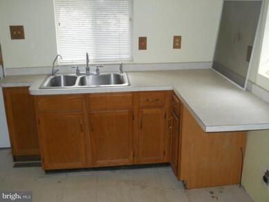 22 Naylor Ave, Clementon, NJ 08021 - photo 4