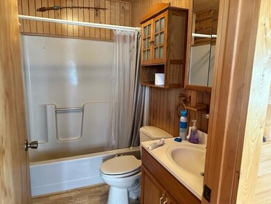 112 Riverside Dr, Hinton, WV 25951 - photo 5