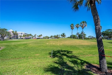 331 NE Golfview Cir unit 8331, Stuart, FL 34996 - photo 5