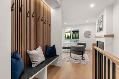 956 Walnut St unit 7, Newton Highlands, MA 02461 - photo 3