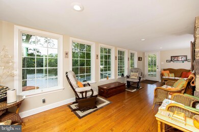 22 Laytons Lake Dr, Penns Grove, NJ 08069 - photo 5