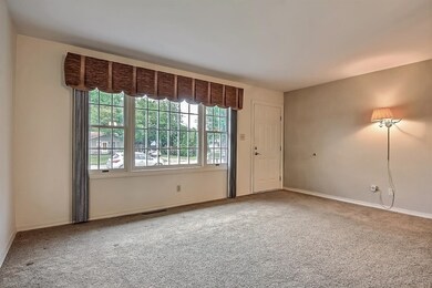 9310 Saric Dr, Highland, IN 46322 - photo 6