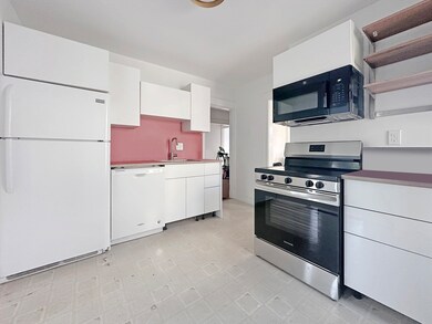 64 Goodenough St unit 2, Brighton, MA 02135 - photo 4