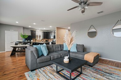 10112 Reyes Heights, San Antonio, TX 78254 - photo 6