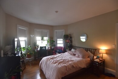 123 Kent St unit 2, Brookline, MA 02445 - photo 4