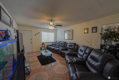 569 W Ramona St, Somerton, AZ 85350 - photo 4