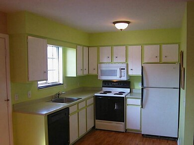 Kitchen it s all been done! Sun Filled wonderful s