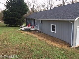 244 Brookside Dr, Millers Creek, NC 28651 - photo 4